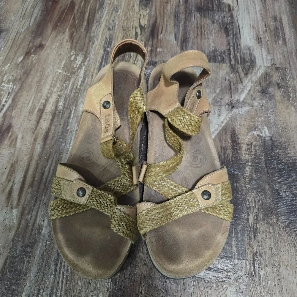 Taos Universe Camel Brown Leather Woven Strap Sandals Size 8-8.5 Made in Spain